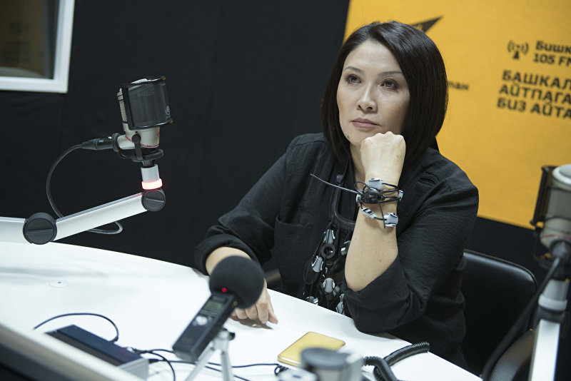 Народная артистка Кыргызстана певица Гулнур Сатылганова