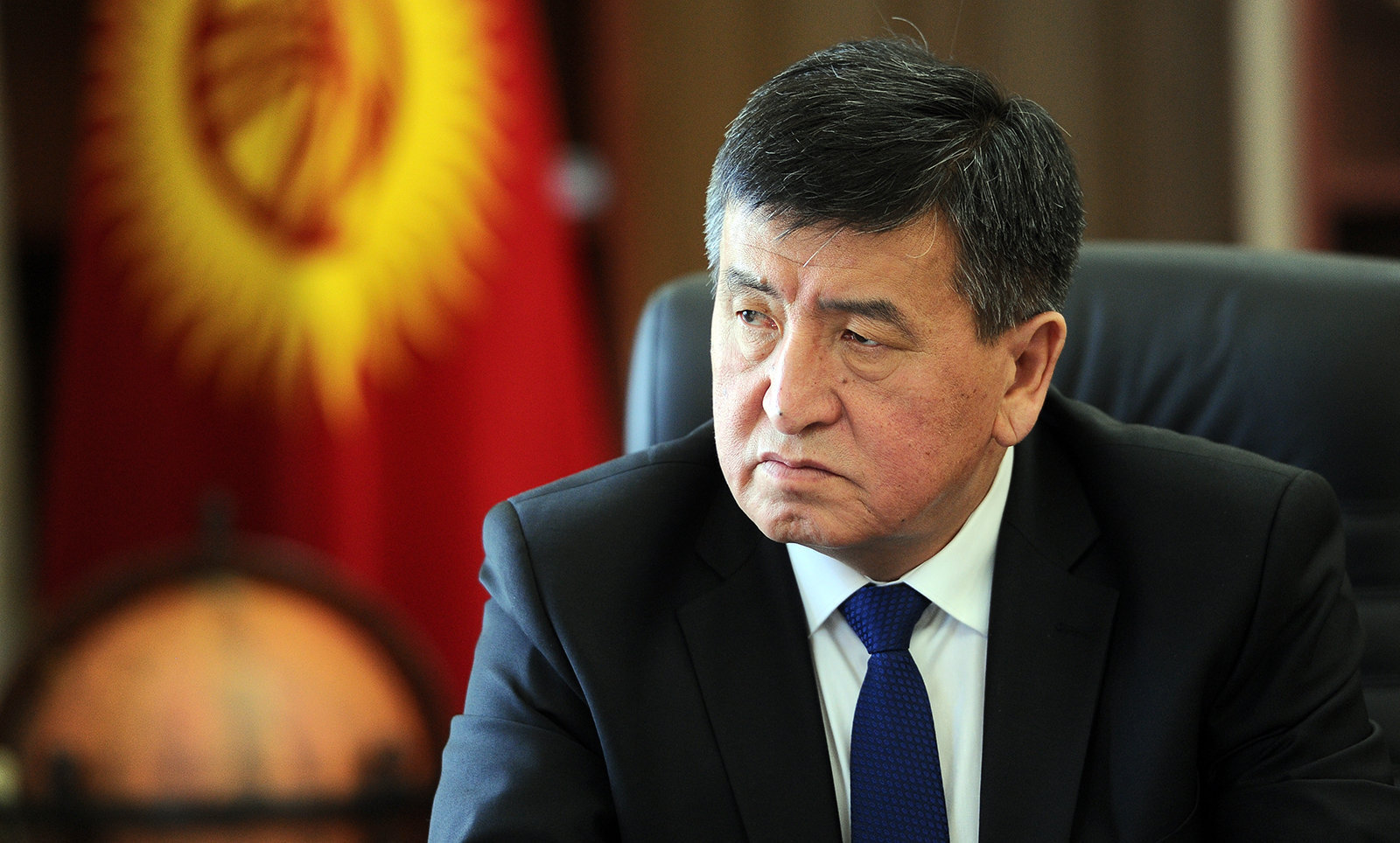 Премьер-министр Кыргызской Республики Сооронбай Жээнбеков во время рабочего совещания. Архивное фото